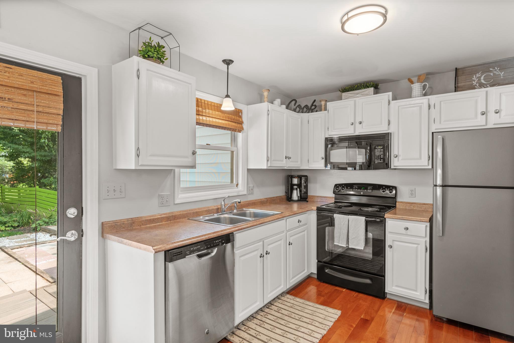 335 Cardinal Road Lititz, PA 17543 - Photo 14 of 33