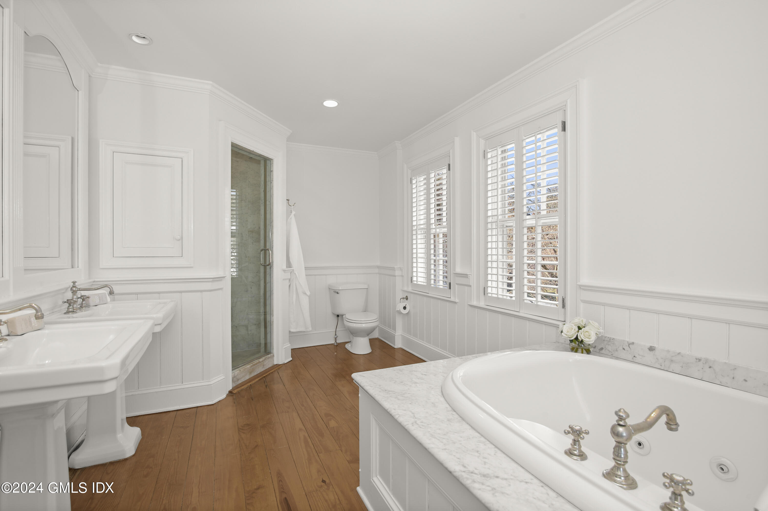 25 Evergreen Road Greenwich, CT 06830 - Photo 15 of 26 25 Evergreen Rd Greenwich CT-print-054-0