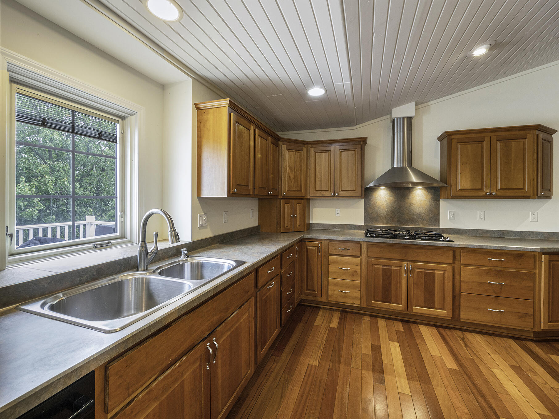 9802 Case Road Brooklyn, MI 49230 - Photo 8 of 43 photo_87