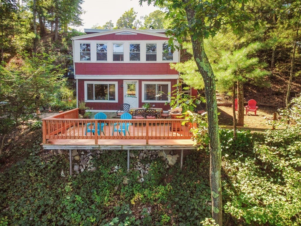 18 Kingsbury Road Norfolk, MA 02056 - Photo 1 of 40 Gallery Image 1