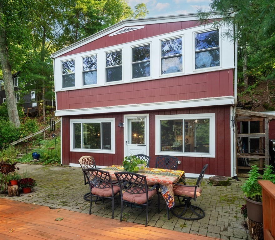 18 Kingsbury Road Norfolk, MA 02056 - Photo 2 of 40 Gallery Image 2