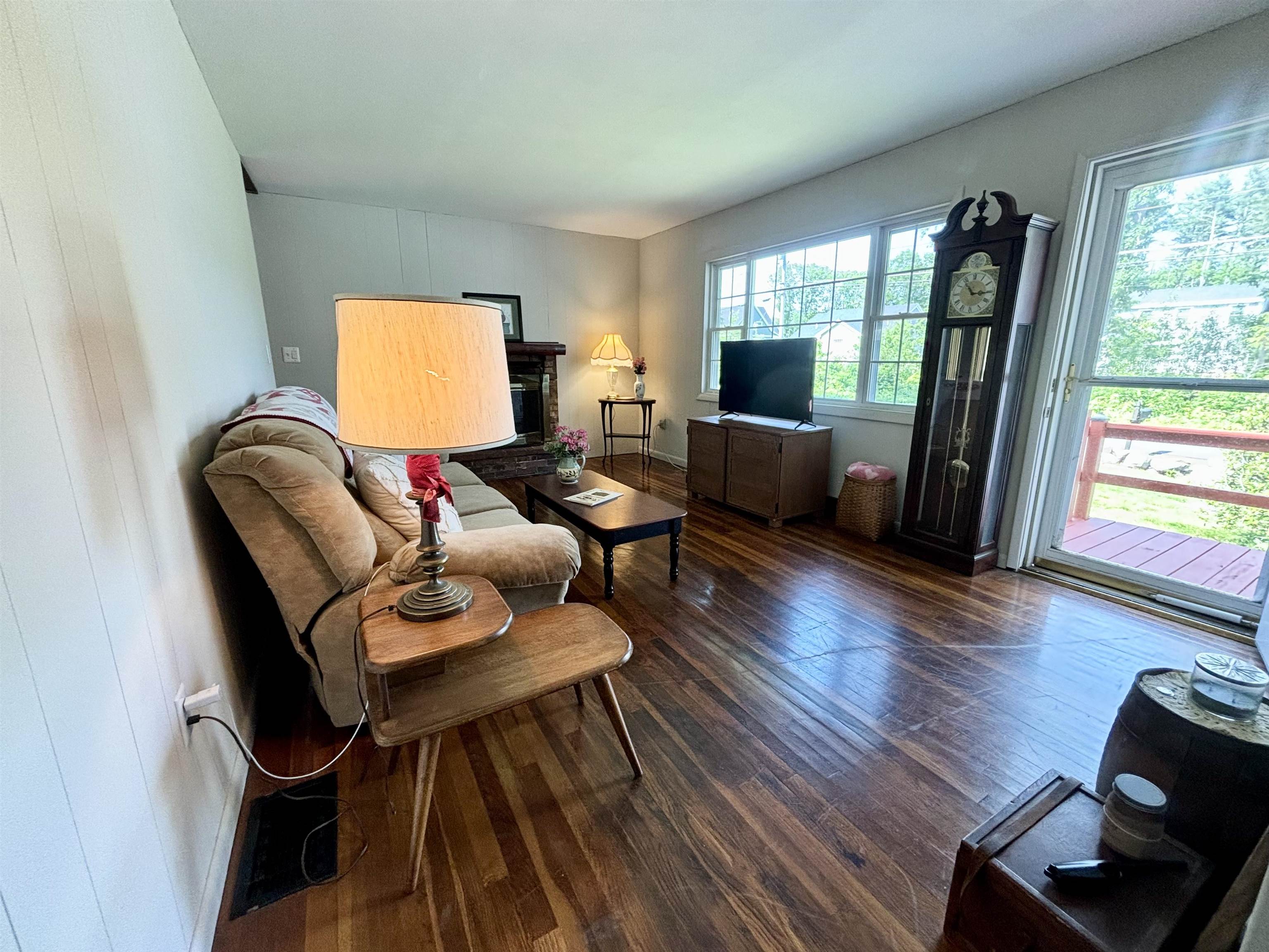 72 Mary Batchelder Road Hampton, NH 03842 - Photo 3 of 21