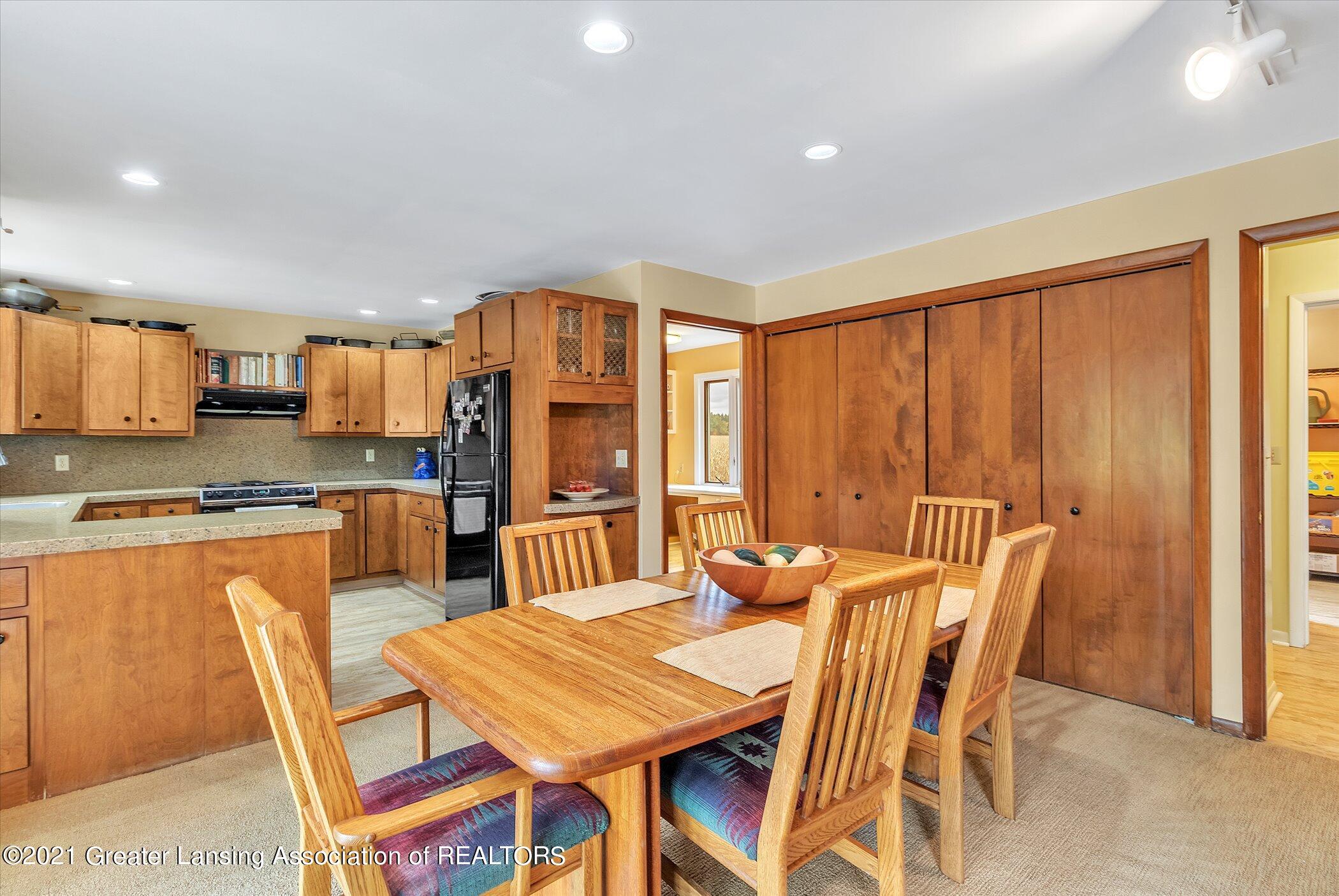 1495 West Chadwick Road Dewitt, MI 48820 - Photo 11 of 69 09-1495-W-Chadwick-Rd-WindowStill-Real-E