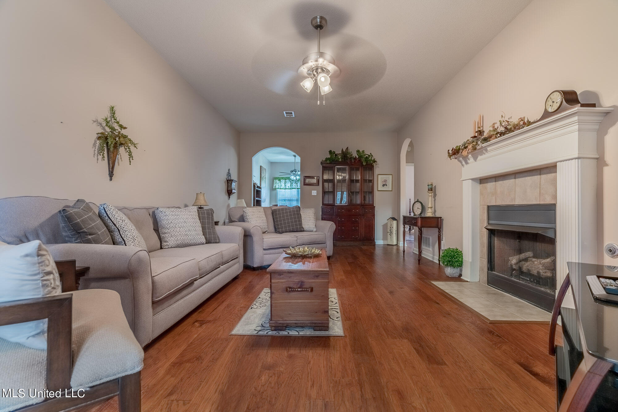 859 Cardinal Lane Hernando, MS 38632 - Photo 8 of 29 08-859-Cardinal-Lane-238415-snapsold-scr