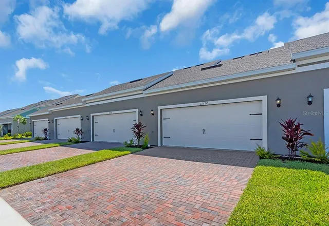 $384,730 | 1435 Alston Bay Boulevard, Apopka, FL 32703