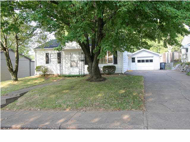 5112 Warren Drive Evansville, IN 47710 - Photo 1 of 11 Gallery Image 1