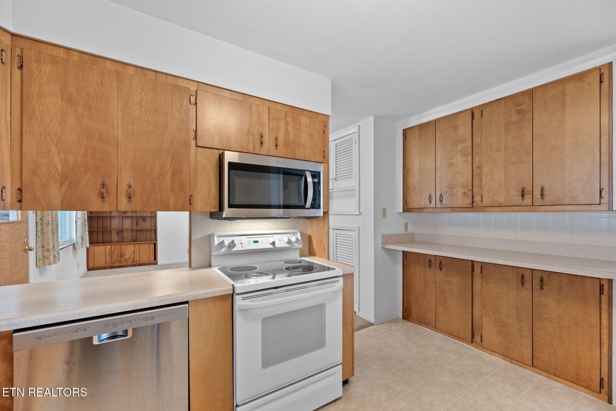 108 Colby Road Oak Ridge, TN 37830 - Photo 13 of 50 Gallery Image 13