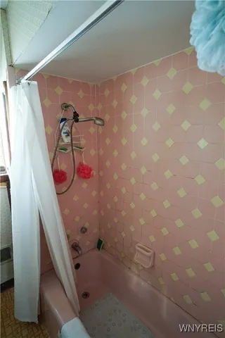 $265,000 | 262 Villa Avenue, Buffalo, NY 14216