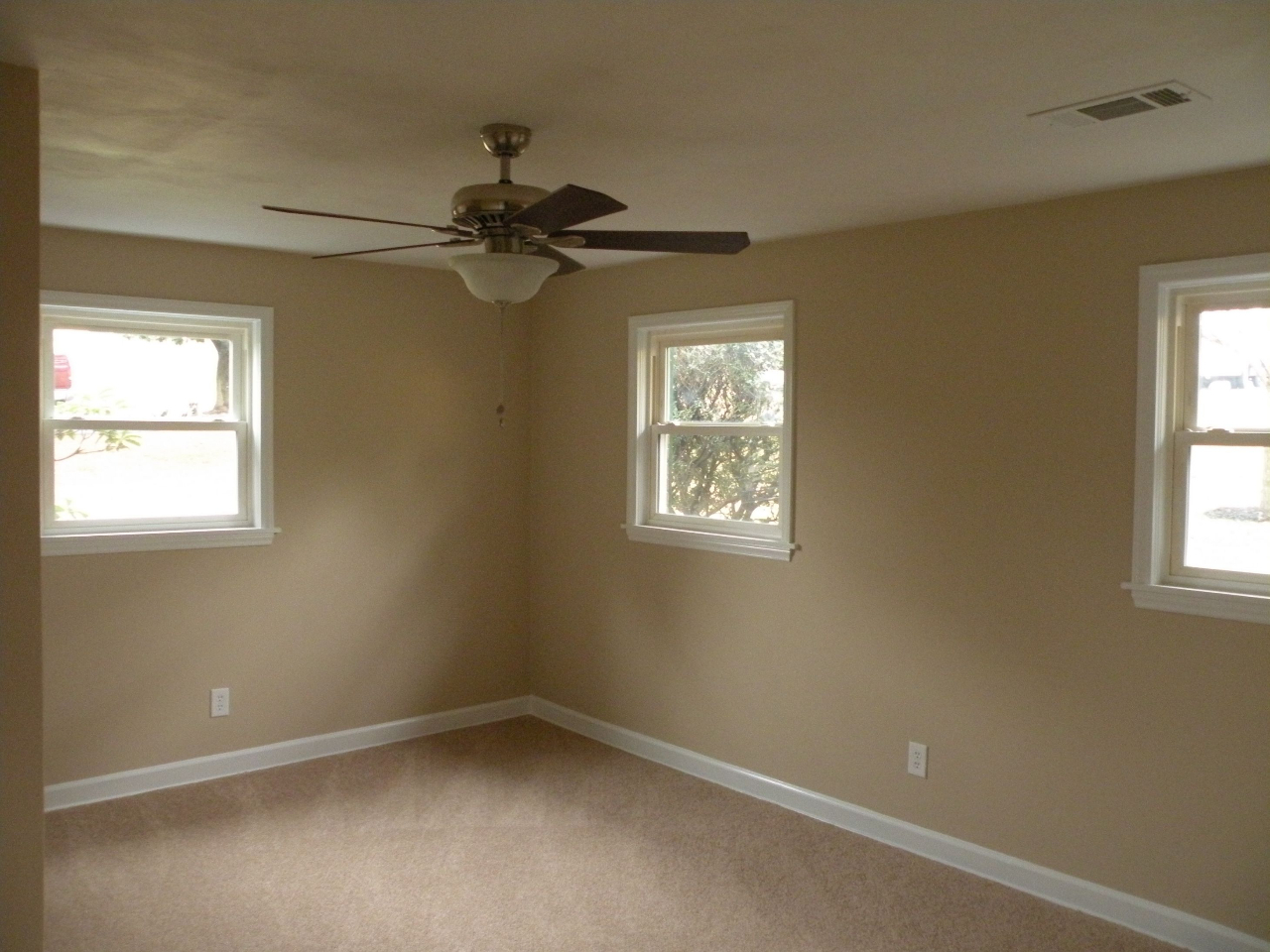 655 Azalea Road Daleville, VA 24083 - Photo 9 of 27 image009
