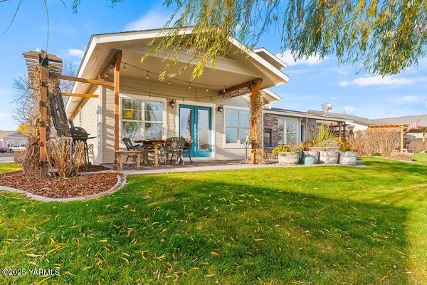 $459,000 | 705 Kachess Lane, Zillah, WA 98953