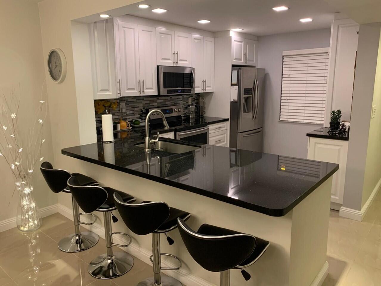 3940 Inverrary Boulevard, Unit 302 Lauderhill, FL 33319 - Photo 9 of 22 Picture9