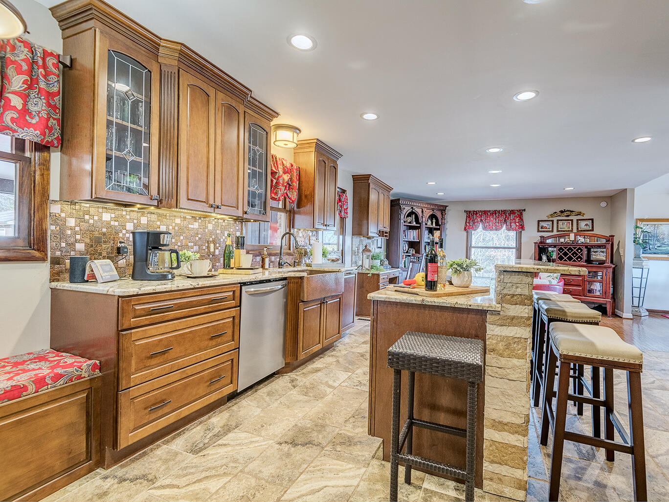 640 Lick Hollow Road Greeneville, TN 37743 - Photo 22 of 86 D_Neas_640-Lick-Hollow_Interior_1904