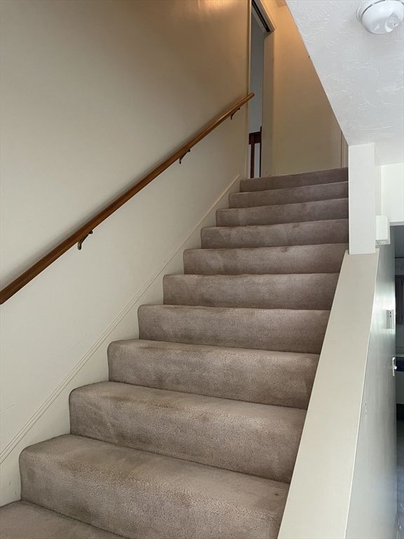 81 Botany Bay Road, Unit 81 Worcester, MA 01602 - Photo 12 of 33 Gallery Image 12