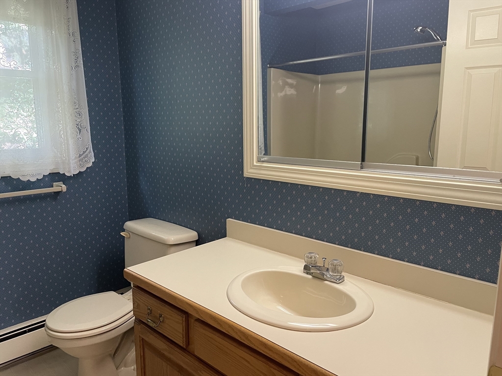 81 Botany Bay Road, Unit 81 Worcester, MA 01602 - Photo 16 of 33 Gallery Image 16