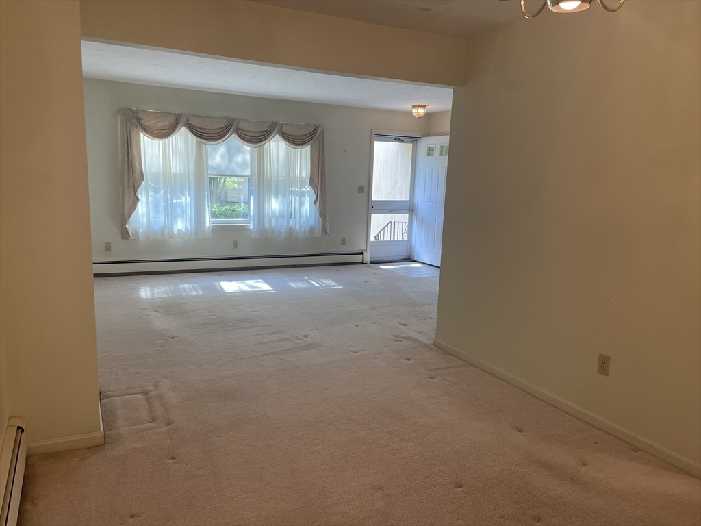 81 Botany Bay Road, Unit 81 Worcester, MA 01602 - Photo 5 of 33 Gallery Image 5
