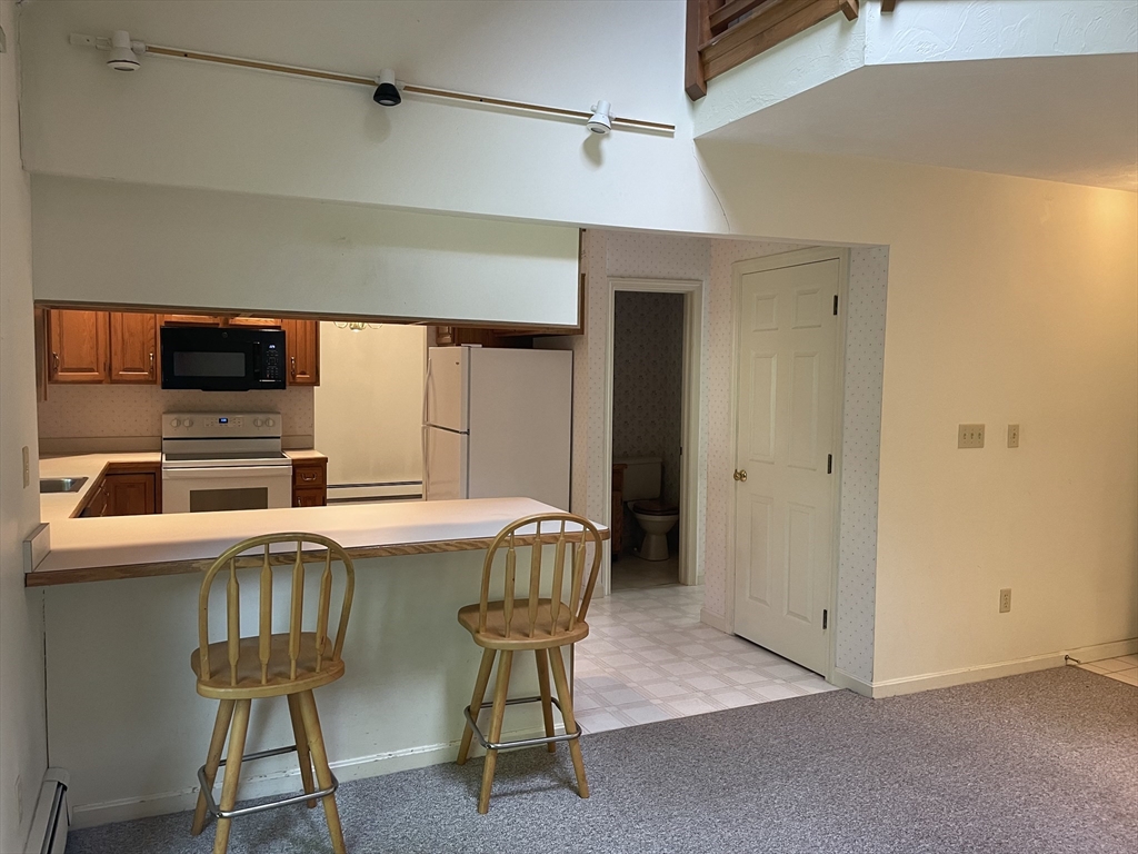 81 Botany Bay Road, Unit 81 Worcester, MA 01602 - Photo 7 of 33 Gallery Image 7