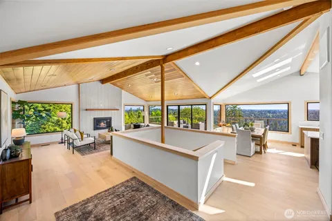 $2,150,000 | 12303 206th Place Southeast, Issaquah, WA 98027