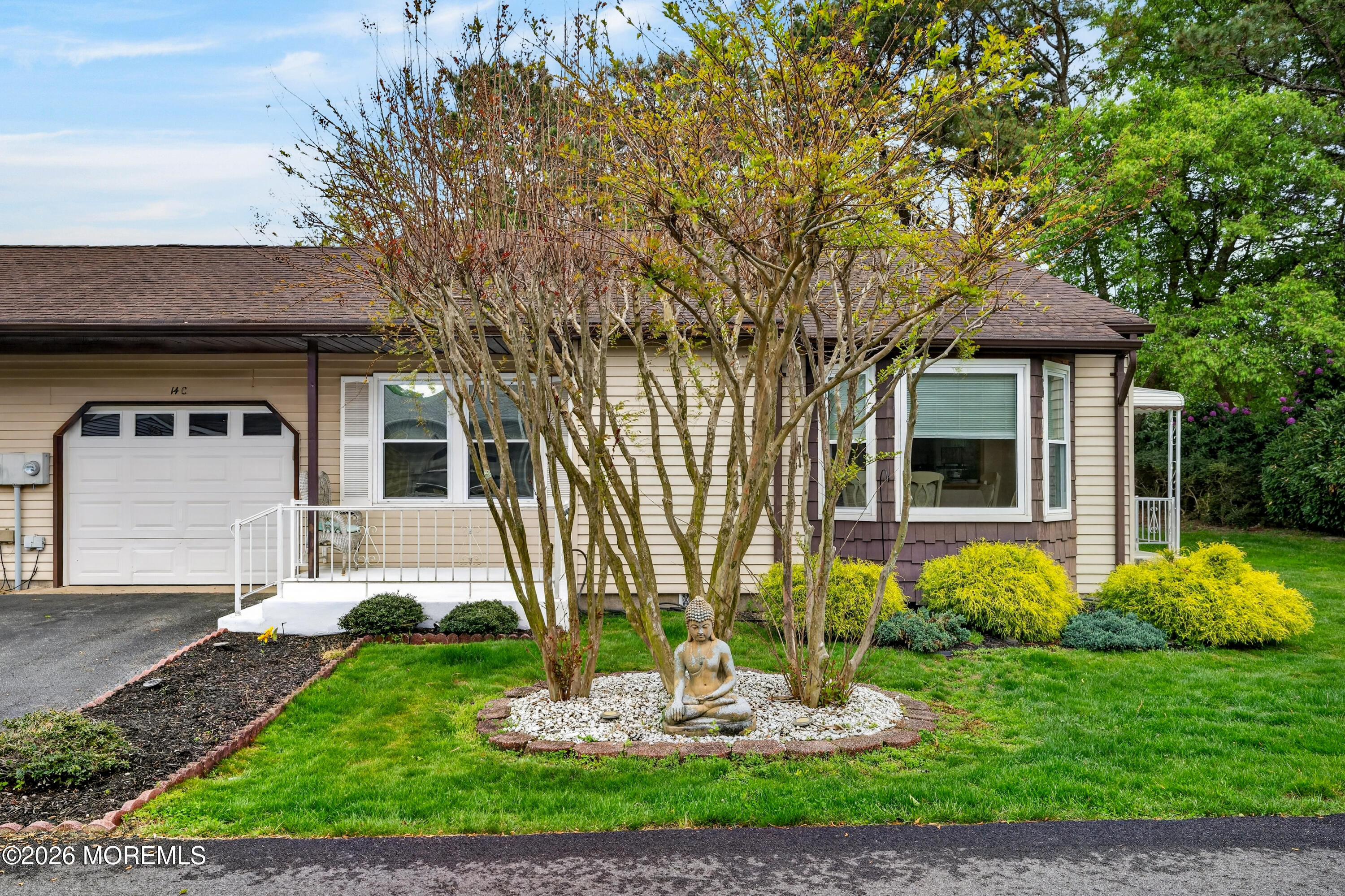 14 C Amesbury Road, Unit 64 Whiting, NJ 08759 - Photo 2 of 17 amesbury-1