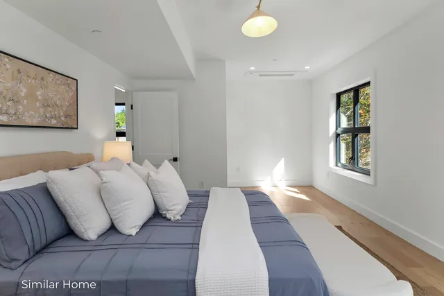 $1,595,000 | 1155 Sagamore Avenue, Unit 3, Portsmouth, NH 03801