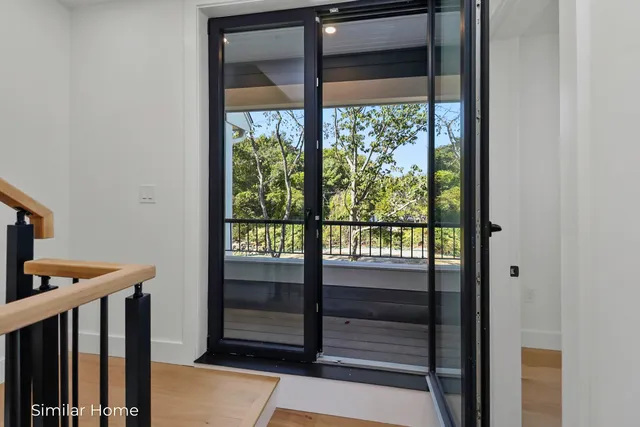 $1,595,000 | 1155 Sagamore Avenue, Unit 3, Portsmouth, NH 03801