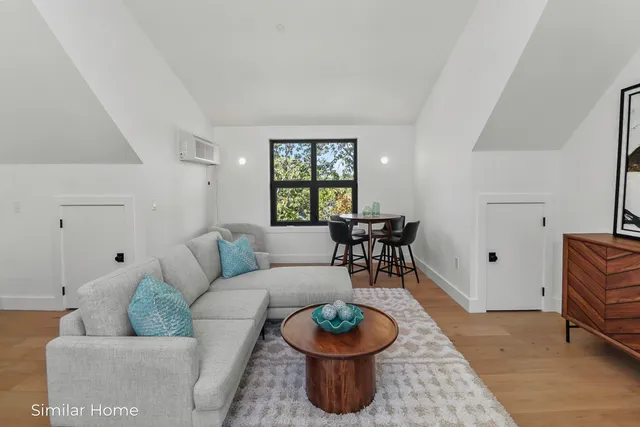 $1,595,000 | 1155 Sagamore Avenue, Unit 3, Portsmouth, NH 03801