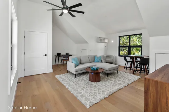 $1,595,000 | 1155 Sagamore Avenue, Unit 3, Portsmouth, NH 03801