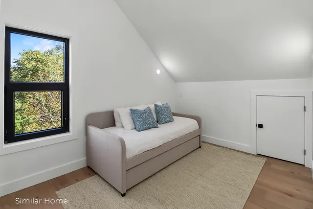 $1,595,000 | 1155 Sagamore Avenue, Unit 3, Portsmouth, NH 03801