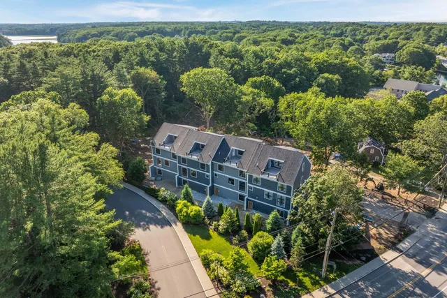 $1,595,000 | 1155 Sagamore Avenue, Unit 3, Portsmouth, NH 03801