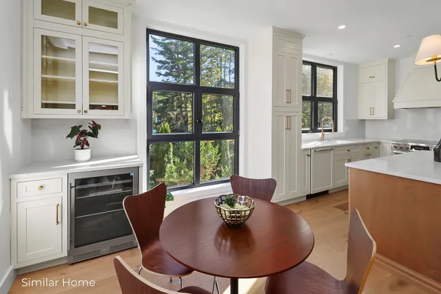 $1,595,000 | 1155 Sagamore Avenue, Unit 3, Portsmouth, NH 03801