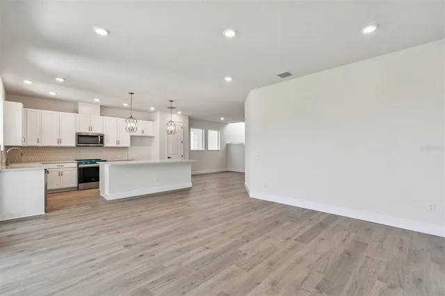 $539,990 | 31012 Pendleton Lndg Circle, Wesley Chapel, FL 33545