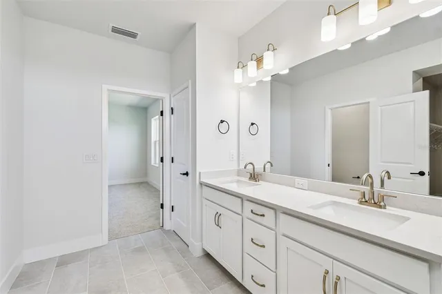 $539,990 | 31012 Pendleton Lndg Circle, Wesley Chapel, FL 33545