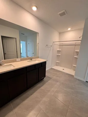 $2,599 | 5527 Warrington Town Path, Wesley Chapel, FL 33545