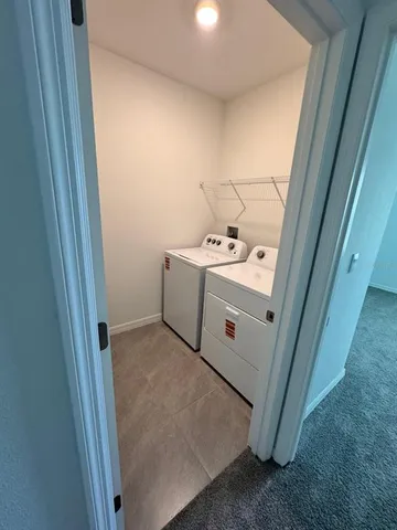 $2,599 | 5527 Warrington Town Path, Wesley Chapel, FL 33545