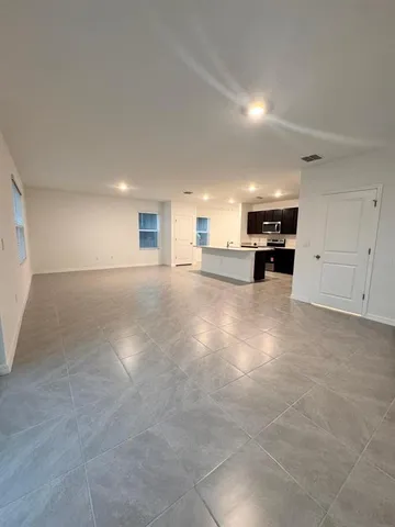 $2,599 | 5527 Warrington Town Path, Wesley Chapel, FL 33545