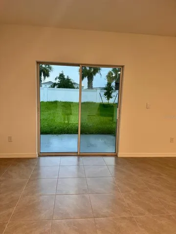 $2,599 | 5527 Warrington Town Path, Wesley Chapel, FL 33545