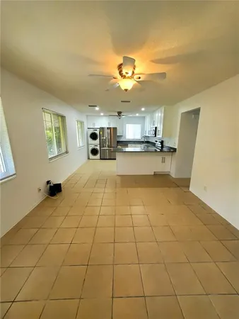 $1,850 | 1020 70th Street North, St. Petersburg, FL 33710