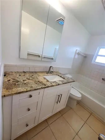 $1,850 | 1020 70th Street North, St. Petersburg, FL 33710