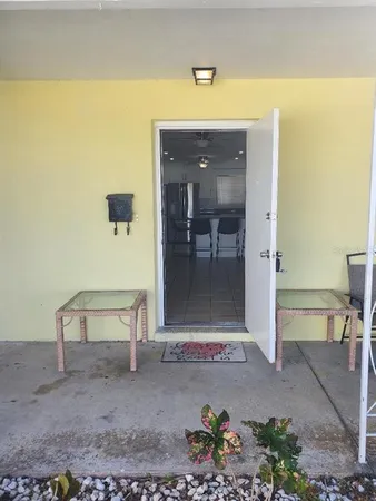 $1,700 | 1020 70th Street North, St. Petersburg, FL 33710