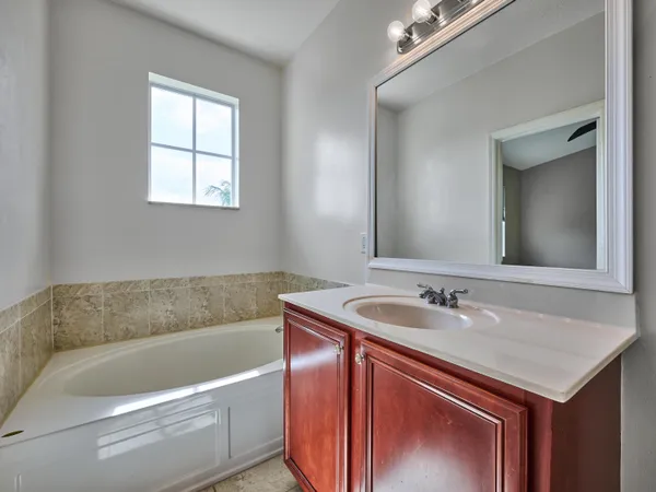 $399,000 | 105 East Pigeon Plum Drive, Unit 103, Jupiter, FL 33458