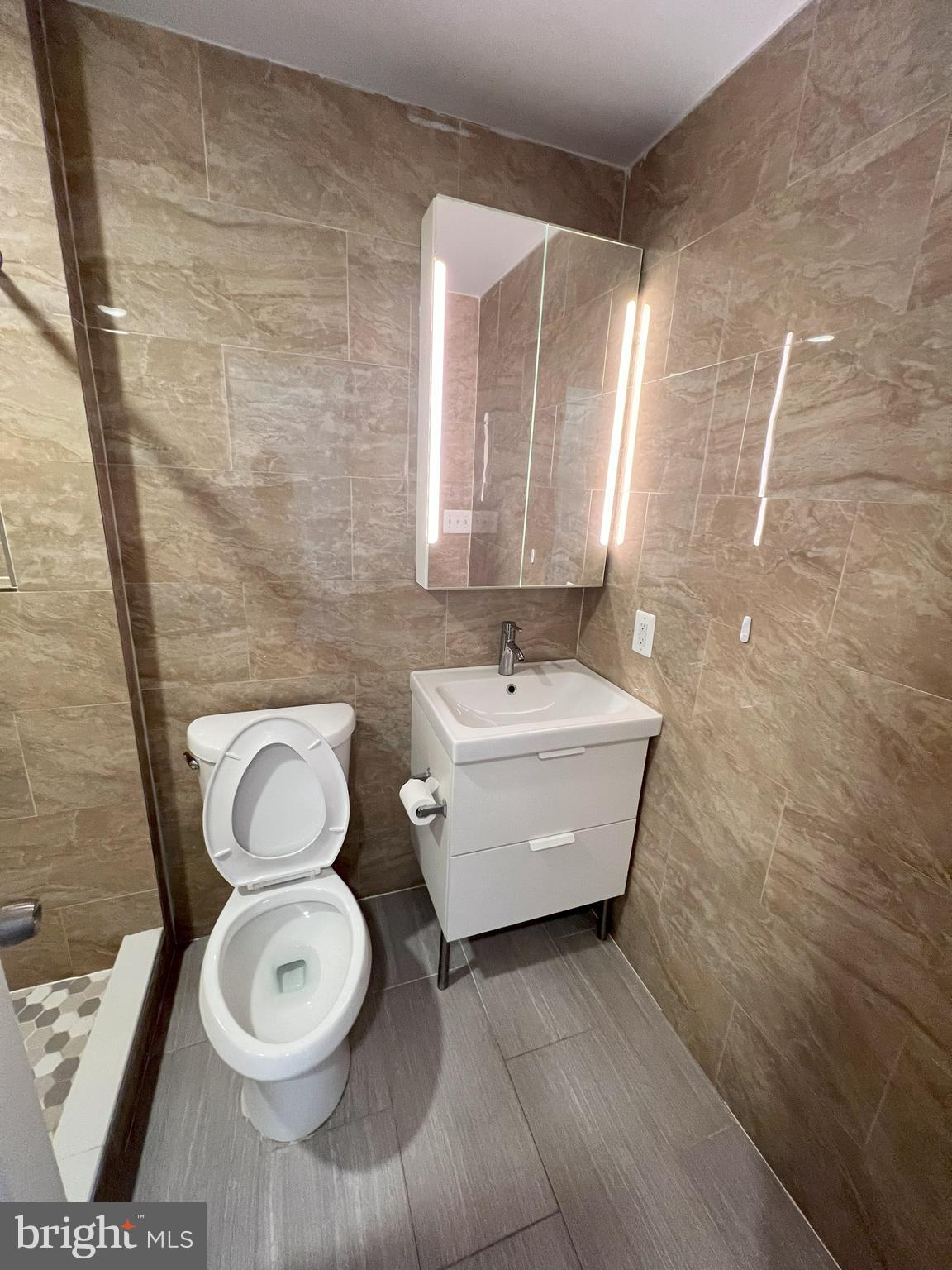 617 North 11th Street Philadelphia, PA 19123 - Photo 12 of 36