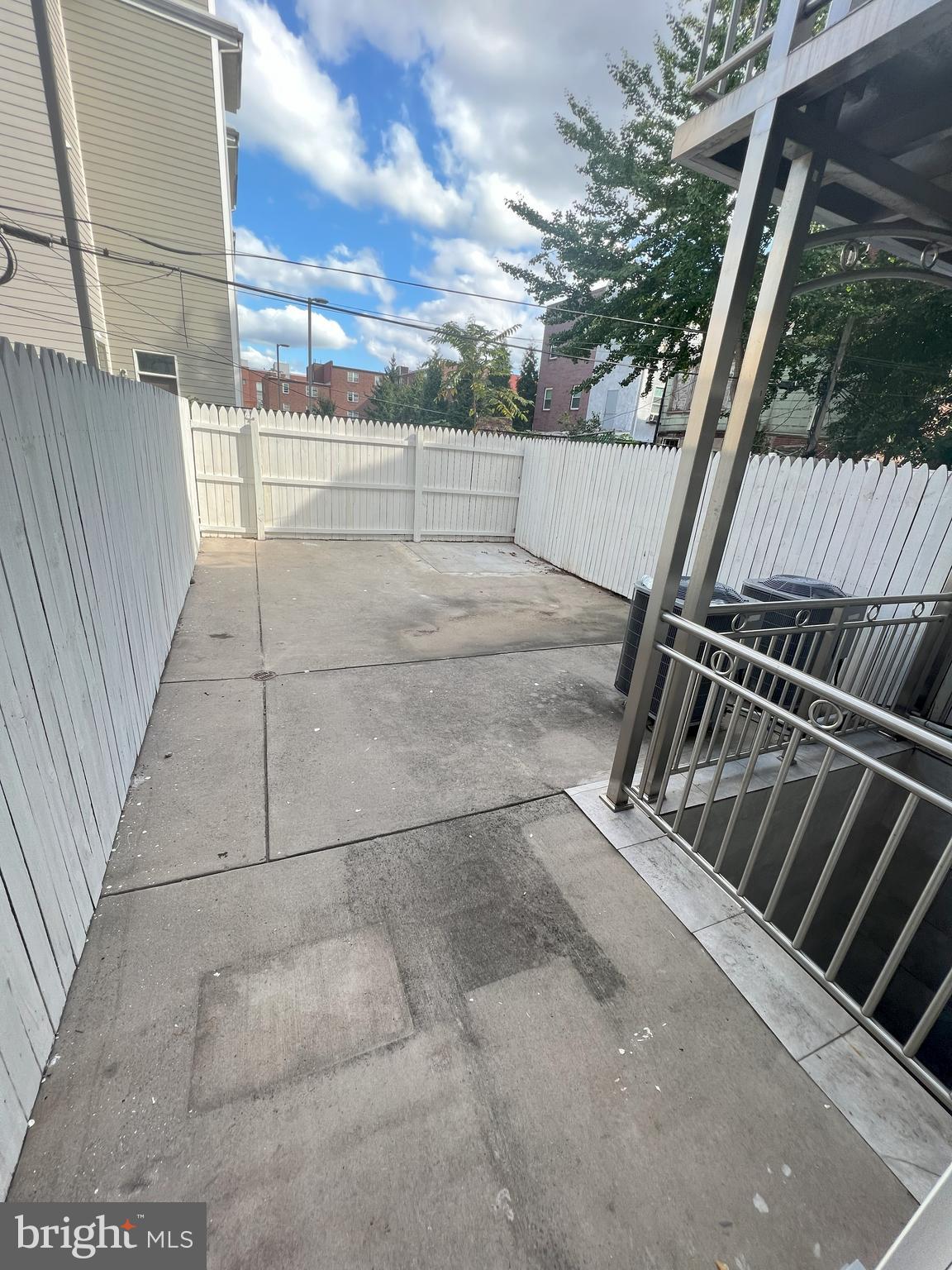 617 North 11th Street Philadelphia, PA 19123 - Photo 20 of 36