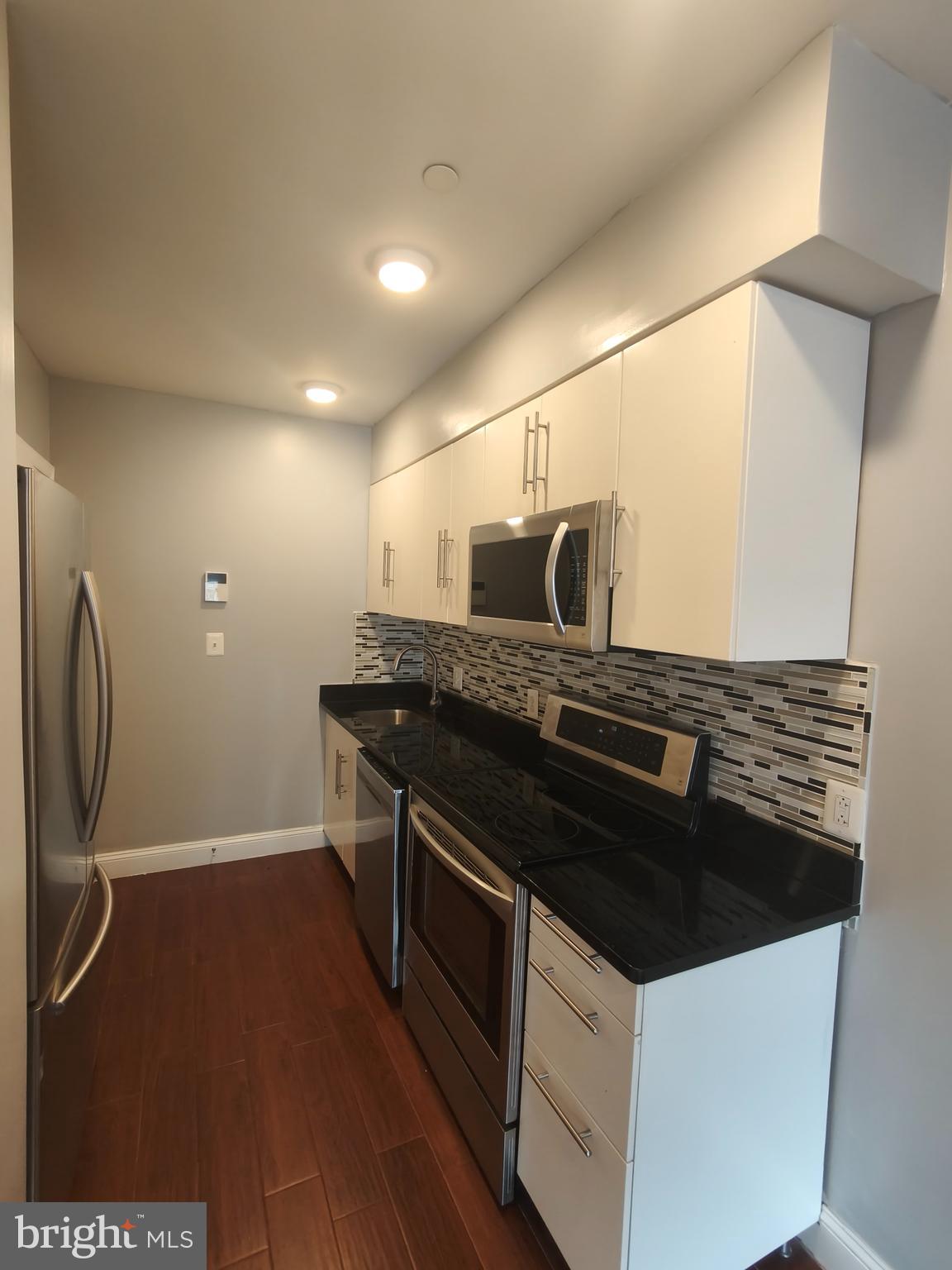 617 North 11th Street Philadelphia, PA 19123 - Photo 22 of 36