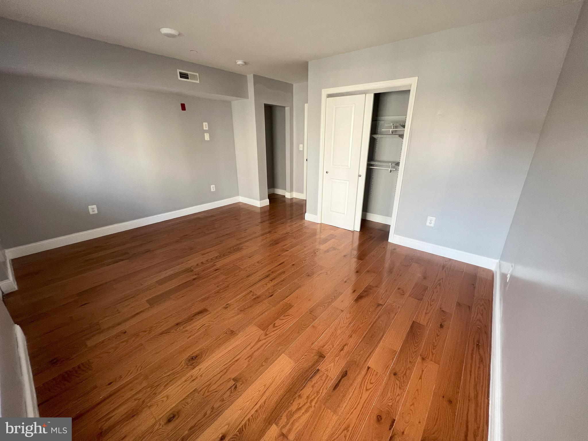 617 North 11th Street Philadelphia, PA 19123 - Photo 8 of 36