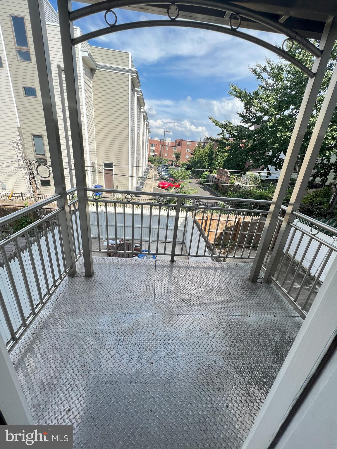 617 North 11th Street Philadelphia, PA 19123 - Photo 10 of 36