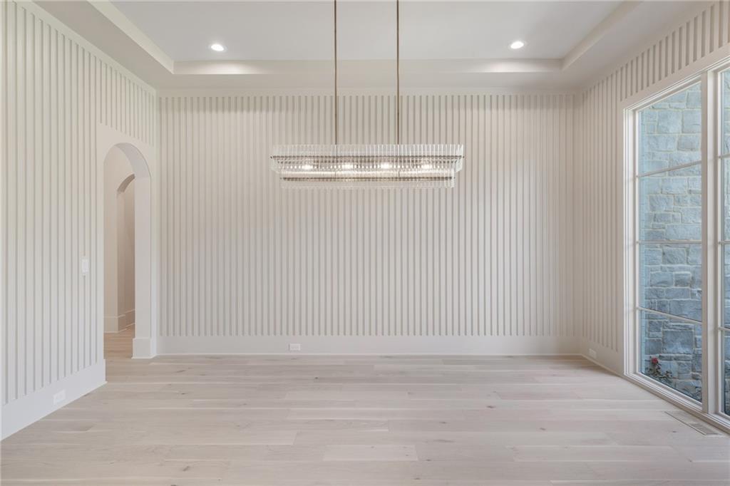 290 Christopher Robin Road Alpharetta, GA 30005 - Photo 6 of 66