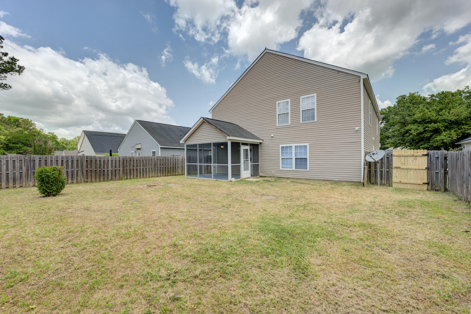 130 Malibu Road Summerville, SC 29483 - Photo 45 of 47 130 Malibu Rd, Summerville SC (46)