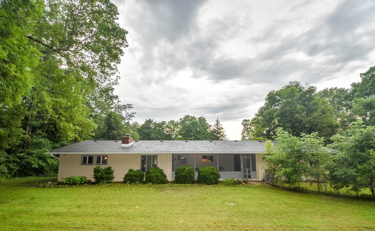 6555 South Harmony Road Bloomington, IN 47403 - Photo 28 of 33 Gallery Image 28