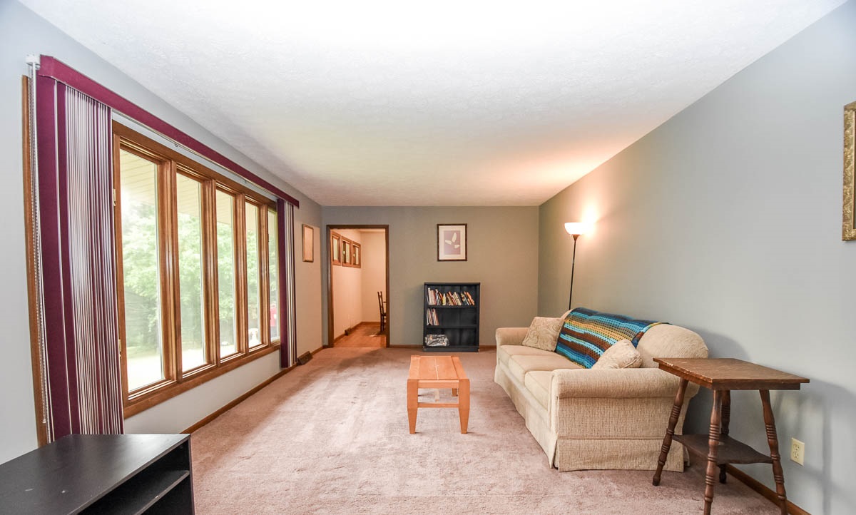 6555 South Harmony Road Bloomington, IN 47403 - Photo 7 of 33 Gallery Image 7