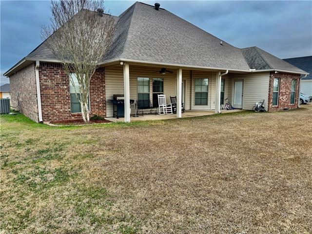 347 Riverview Drive Natchez, LA 71456 - Photo 2 of 37