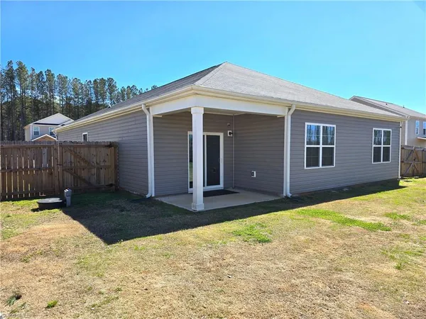 $2,395 | 276 Olivia Court, Lexington, NC 27292